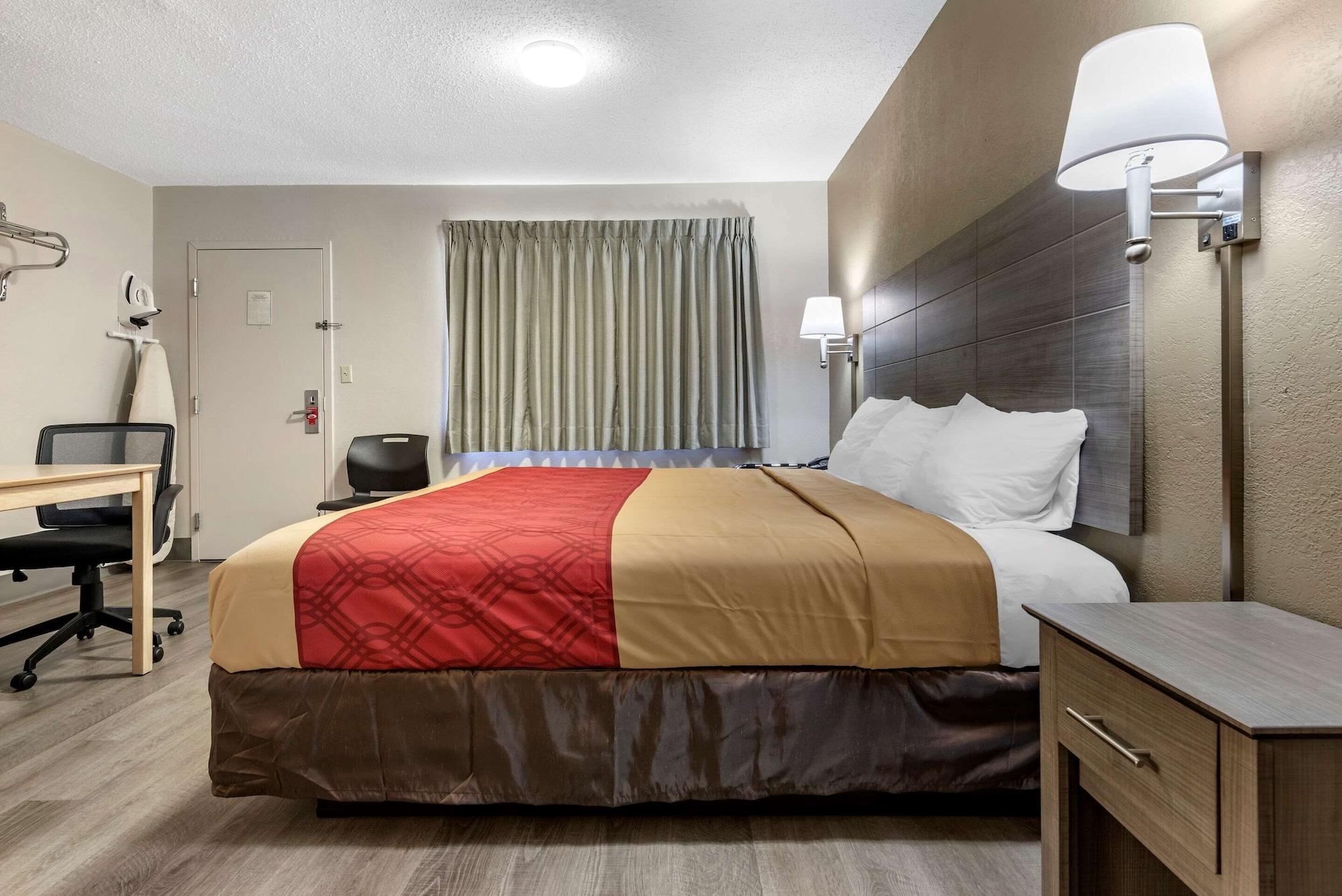 Econo Lodge Dewitt I-90 מראה חיצוני תמונה