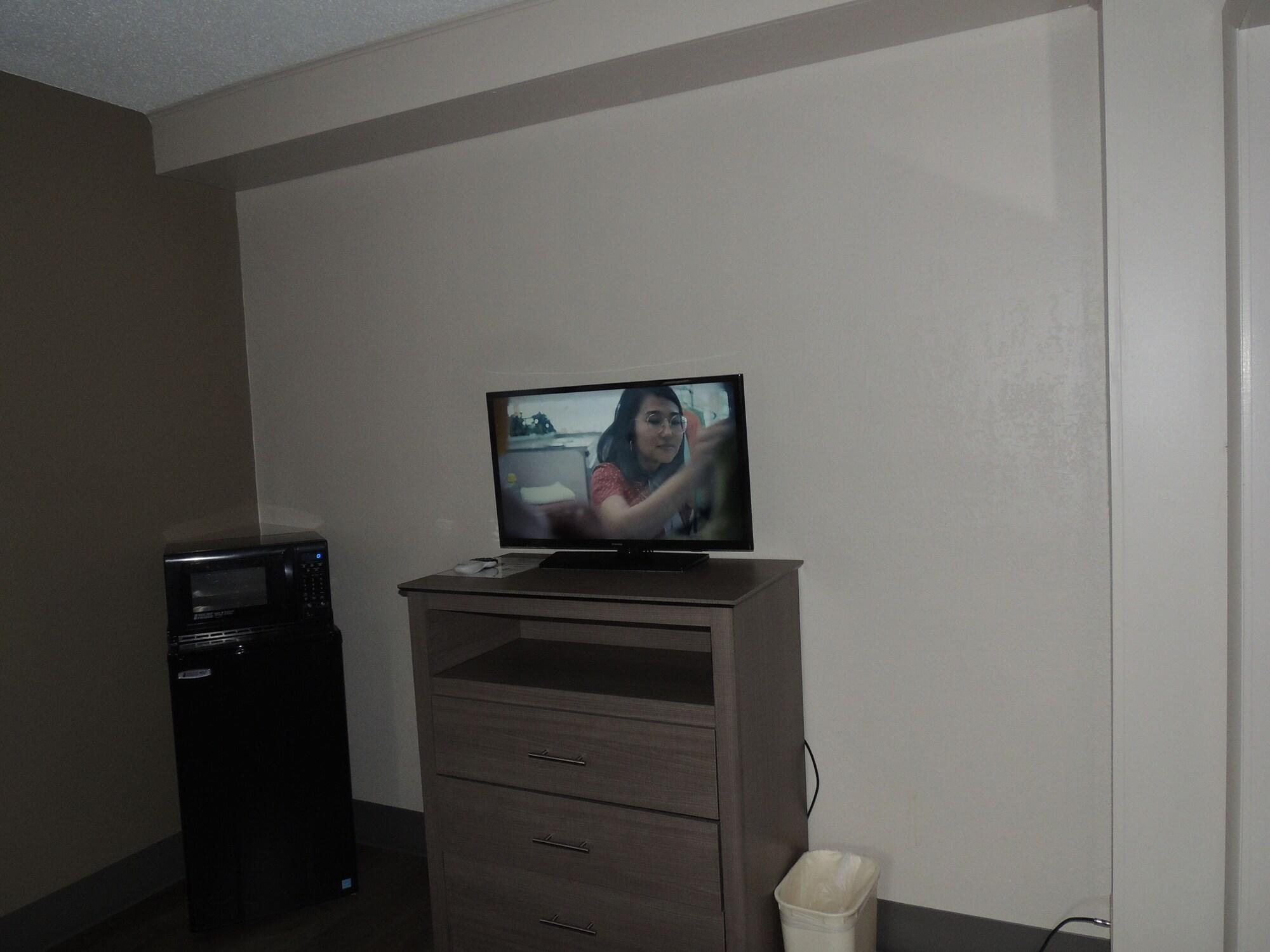 Econo Lodge Dewitt I-90 מראה חיצוני תמונה