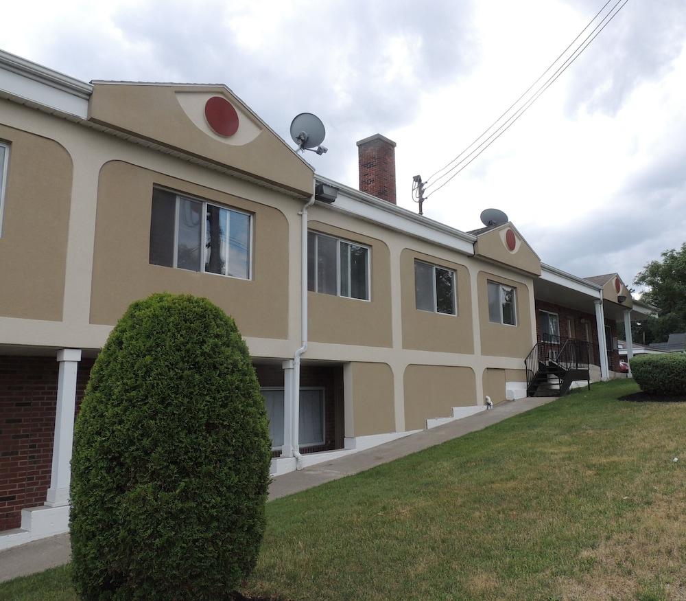 Econo Lodge Dewitt I-90 מראה חיצוני תמונה