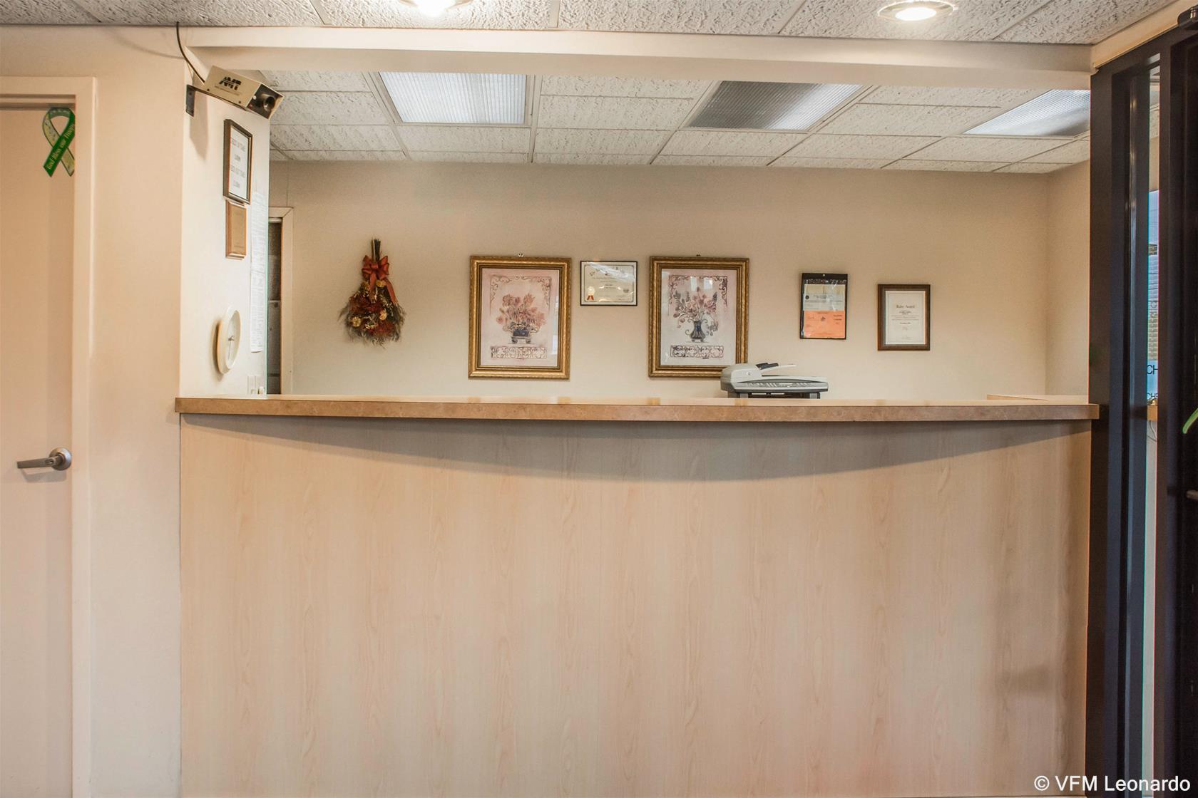 Econo Lodge Dewitt I-90 מראה חיצוני תמונה